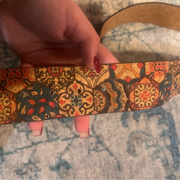 Belt - Picture 3 of 4